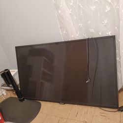 Samsung TV with Stand 50 Inch