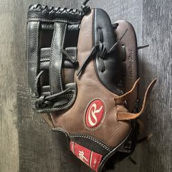 Rawlings baseball glove