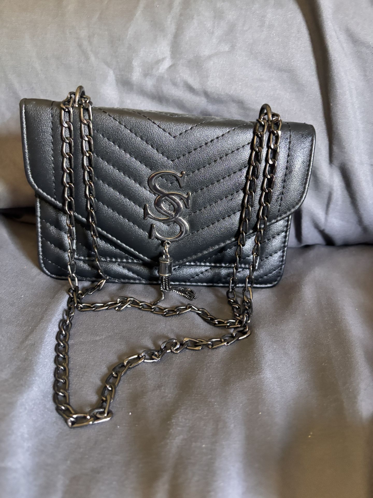 Black Purse