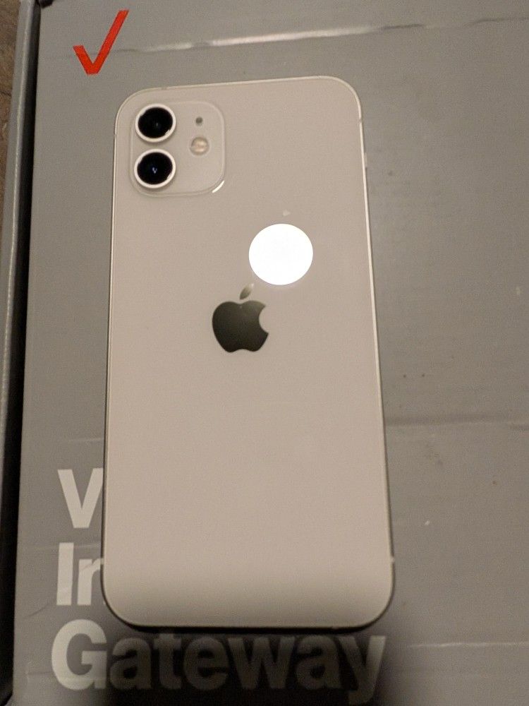 iPhone 12 White