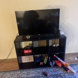 32 Inch TCL Smart Tv And Cube Shelf