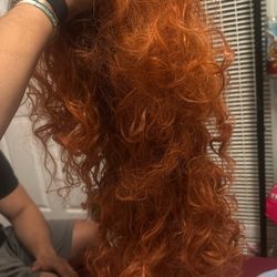 LONG CURLY BRAVE WIG 