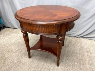 DREXEL HERITAGE Round Solid Wood Cane Inlay Side Table