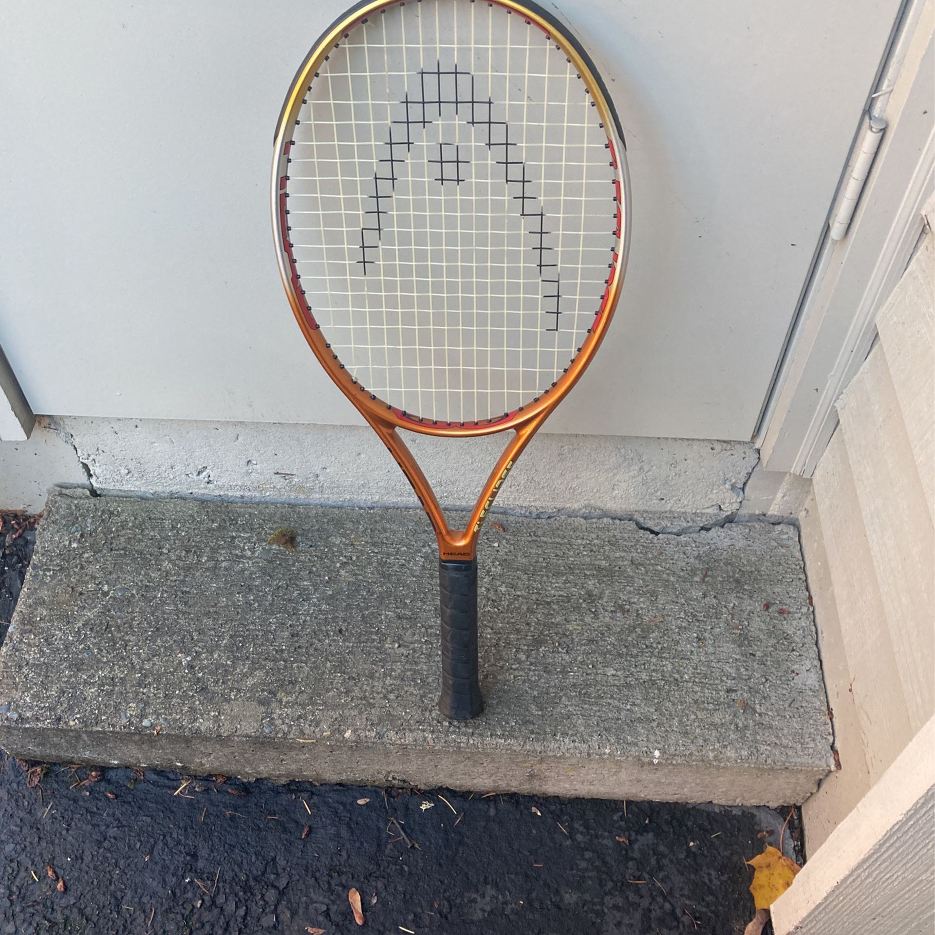 Tennis Racket 