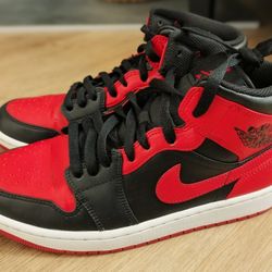 Nike Air Jordan 1 Banned Mid 2020 (Size 9)
