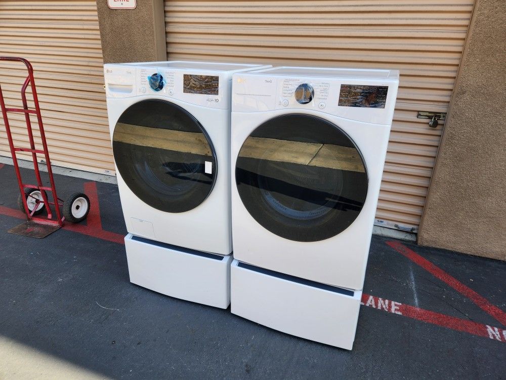 LG ThinQ Front Load Washer Gas Dryer W Pedestal