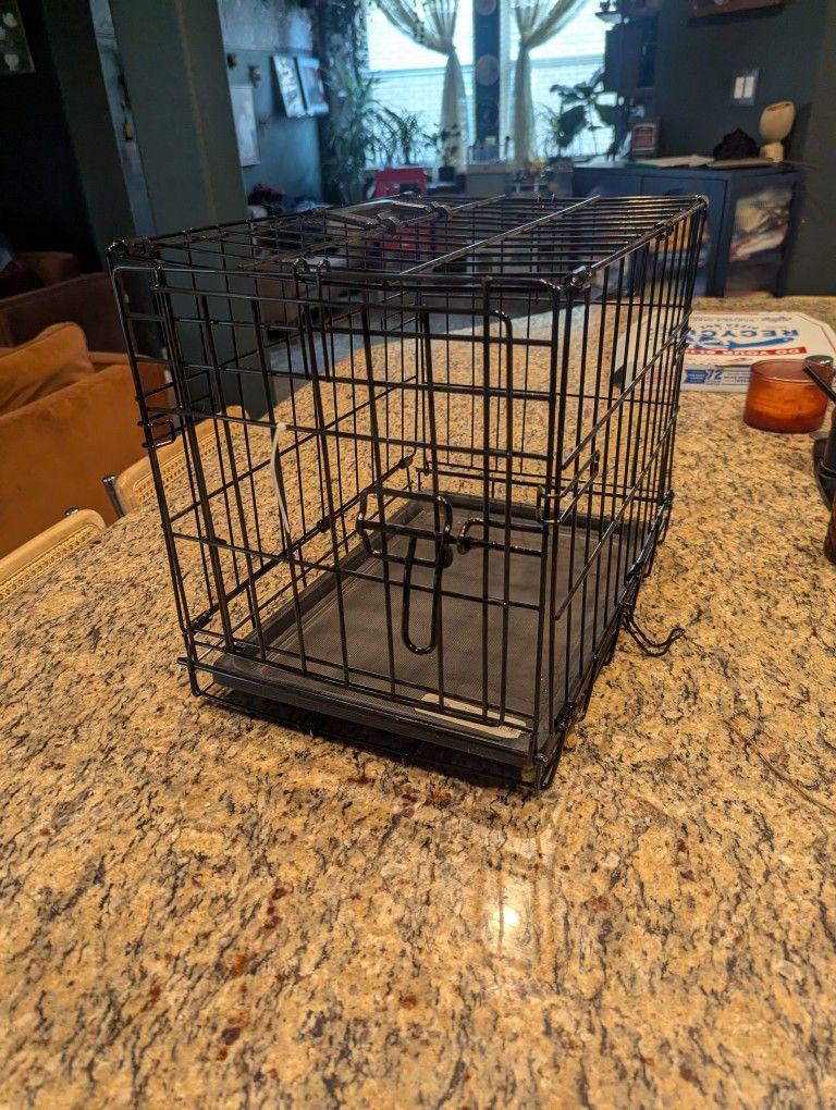 Extra Small Wire Pet Kennel