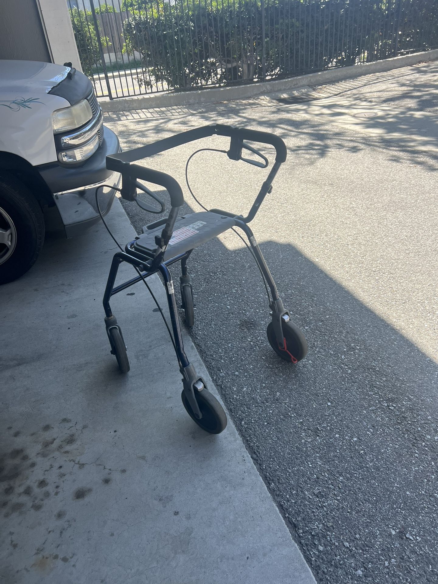 Walker With Seat