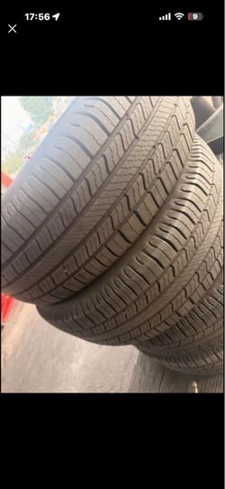 225/65/17 Tires Michelin Defenders 80%+ tread