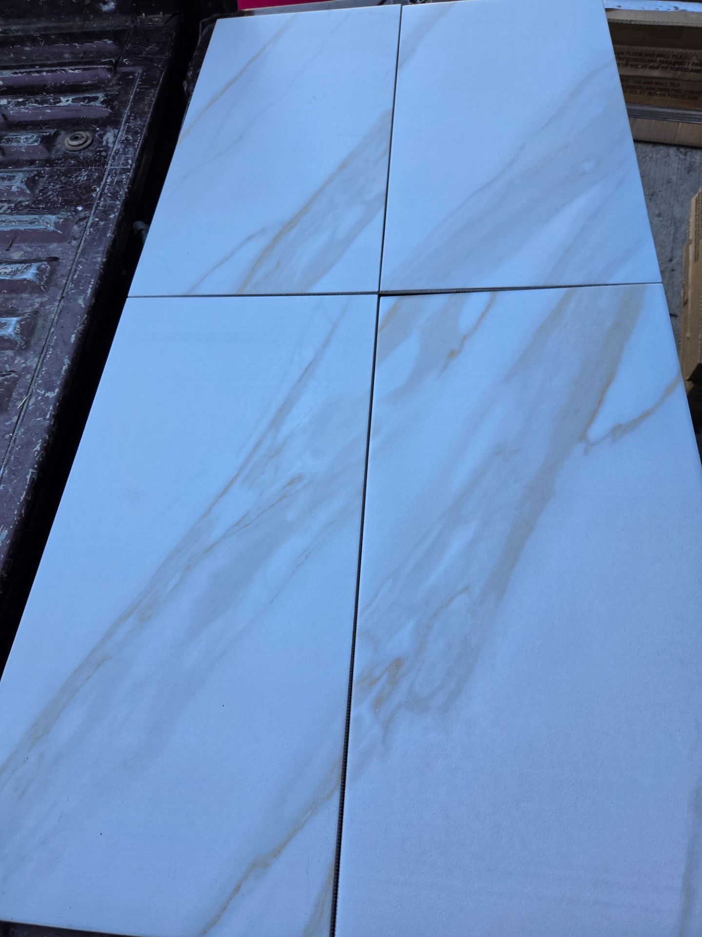 Tile 545sf
