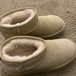 Bearpaw Platform Uggs