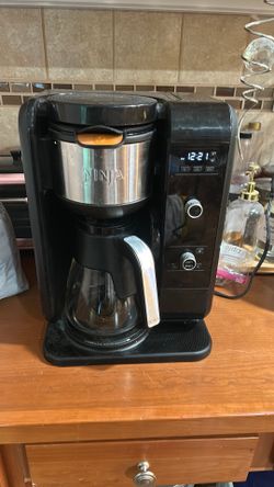 LIGHTLY USED NINJA  CP301  Coffee Machine