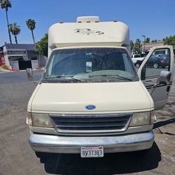 1995 Ford E-350