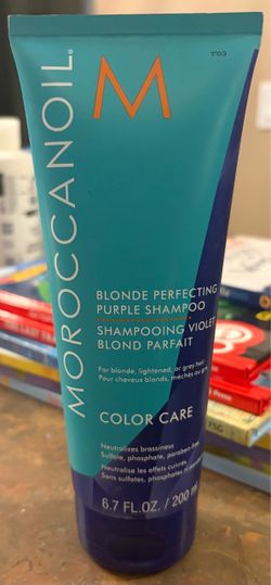 New Moroccan Oil blonde perfecting purple shampoo