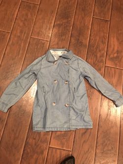 Size 6 denim jacket - missing belt