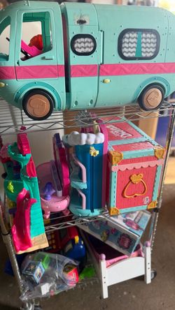 LOL Surprise Glamper Fashion Camper Van