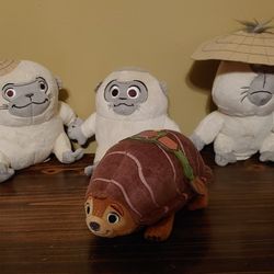 Raya Movie Plush Monkeys and Tuk Tuk