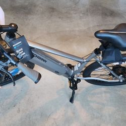 Schwinn Marshall Electric Hybrid Ebike 