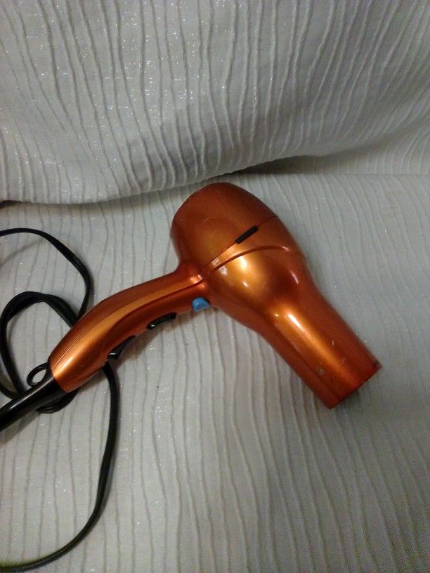 Hair Blower With Cool Button