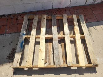 Free Wooden Pallet