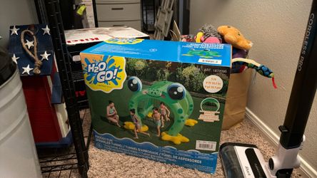 Kids water play