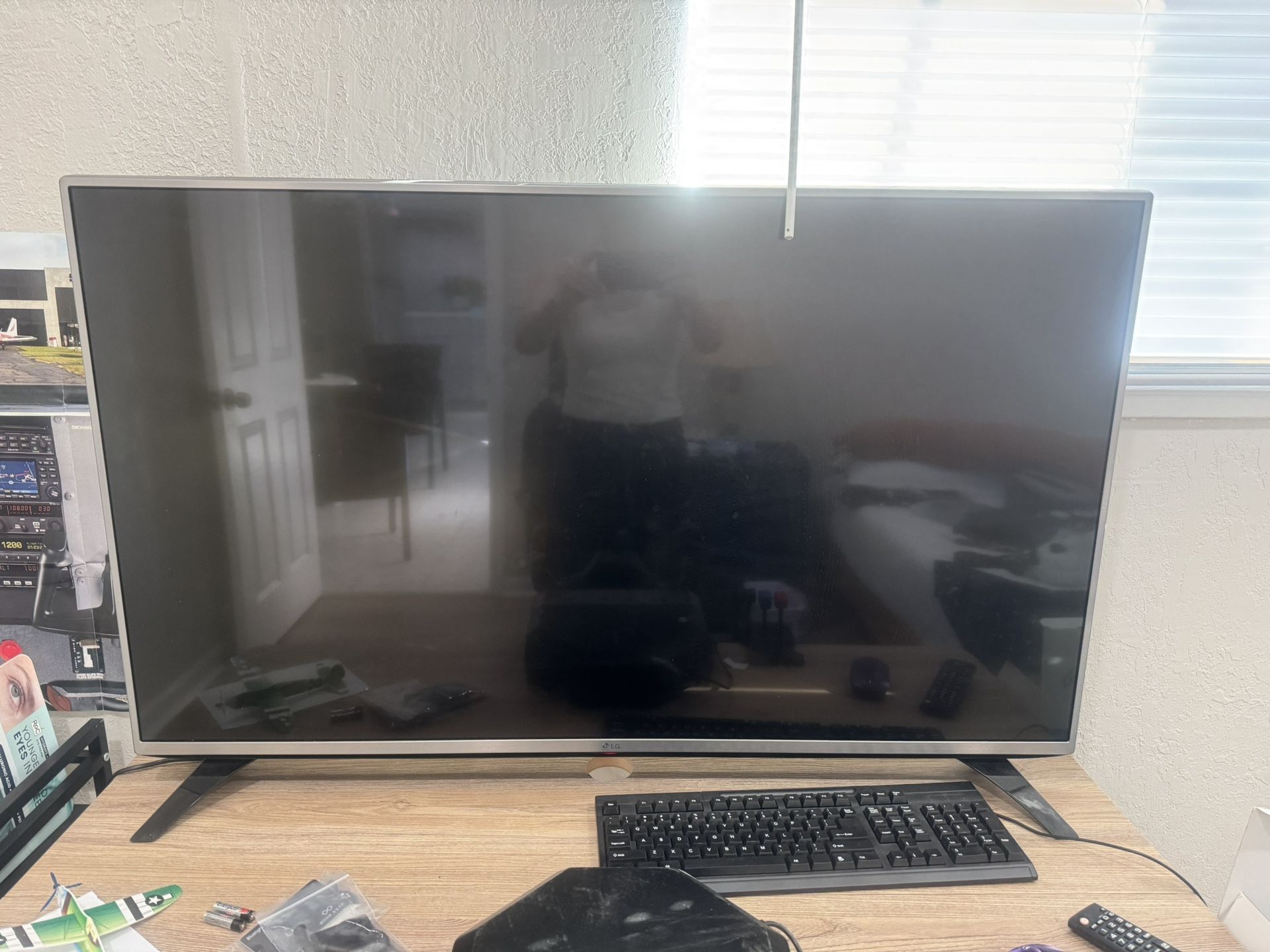 48inch Samsung TV