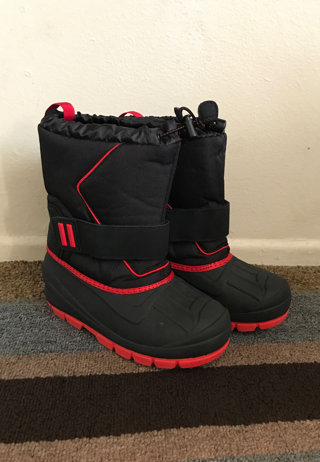 Size 2 kids Snow Boots and Rain Boots Thermolite