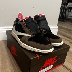 Jordan Travis scott low Mocha size 10