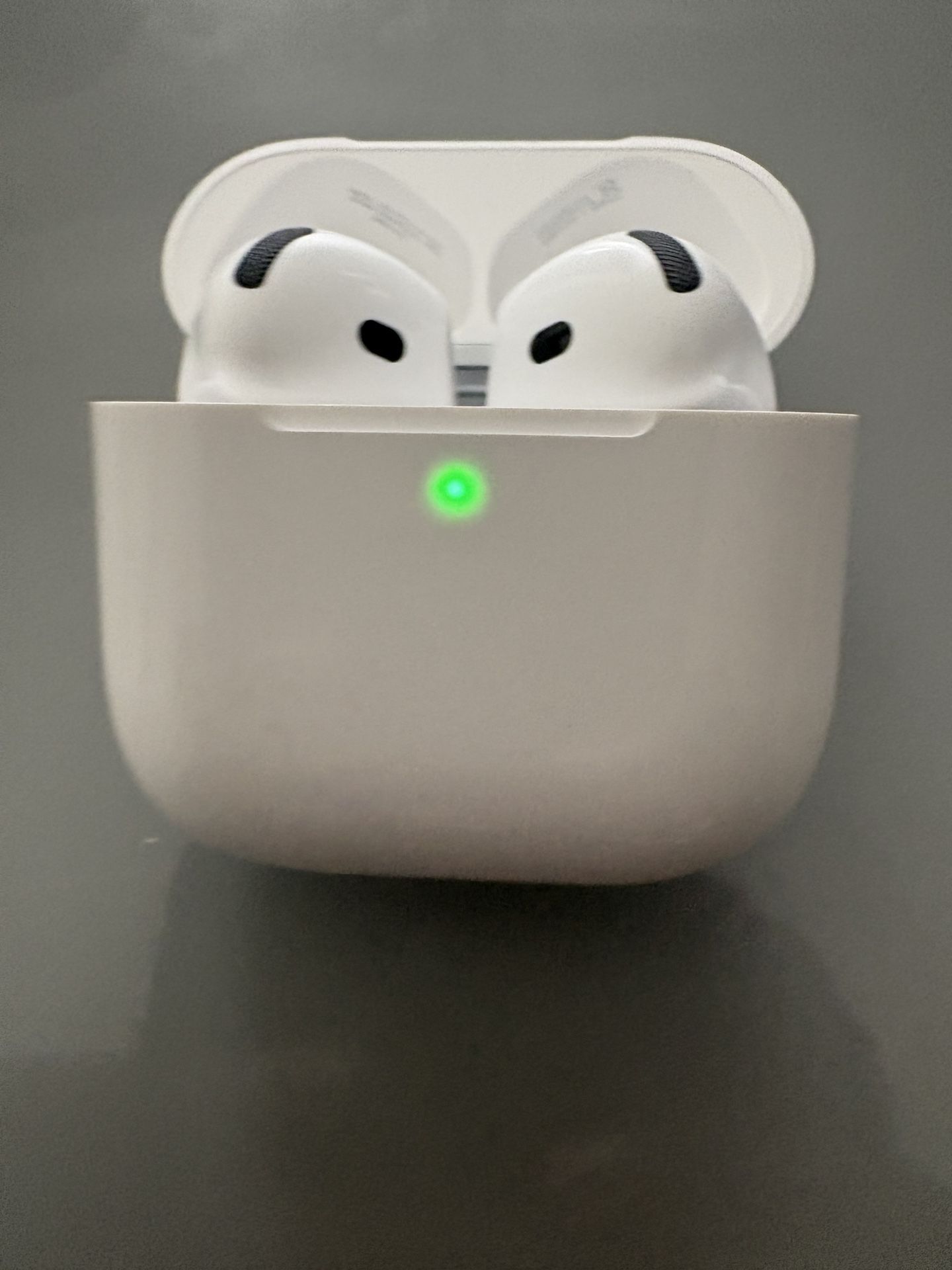 *NEW* Apple AirPods Generation 4 ANC
