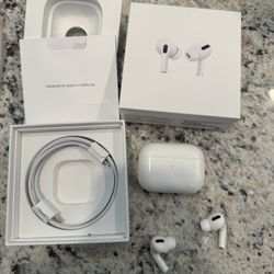AirPods Pro Great Condition With Box And Charger Authentic 