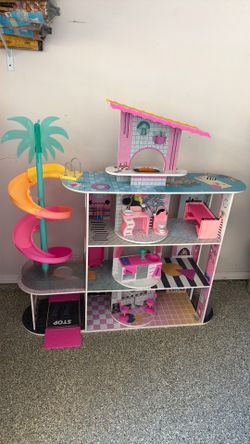 LOL HOUSE WITH DOLLS