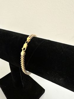 10 Karat Gold Two-Toned Diamond-Cut Franco Bracelet. 4mm/7.5”
