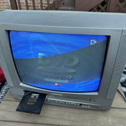 Magnavox 19MDTR20/17 19" CRT TV/DVD/VCR Combo Front Inputs for Retro Gaming