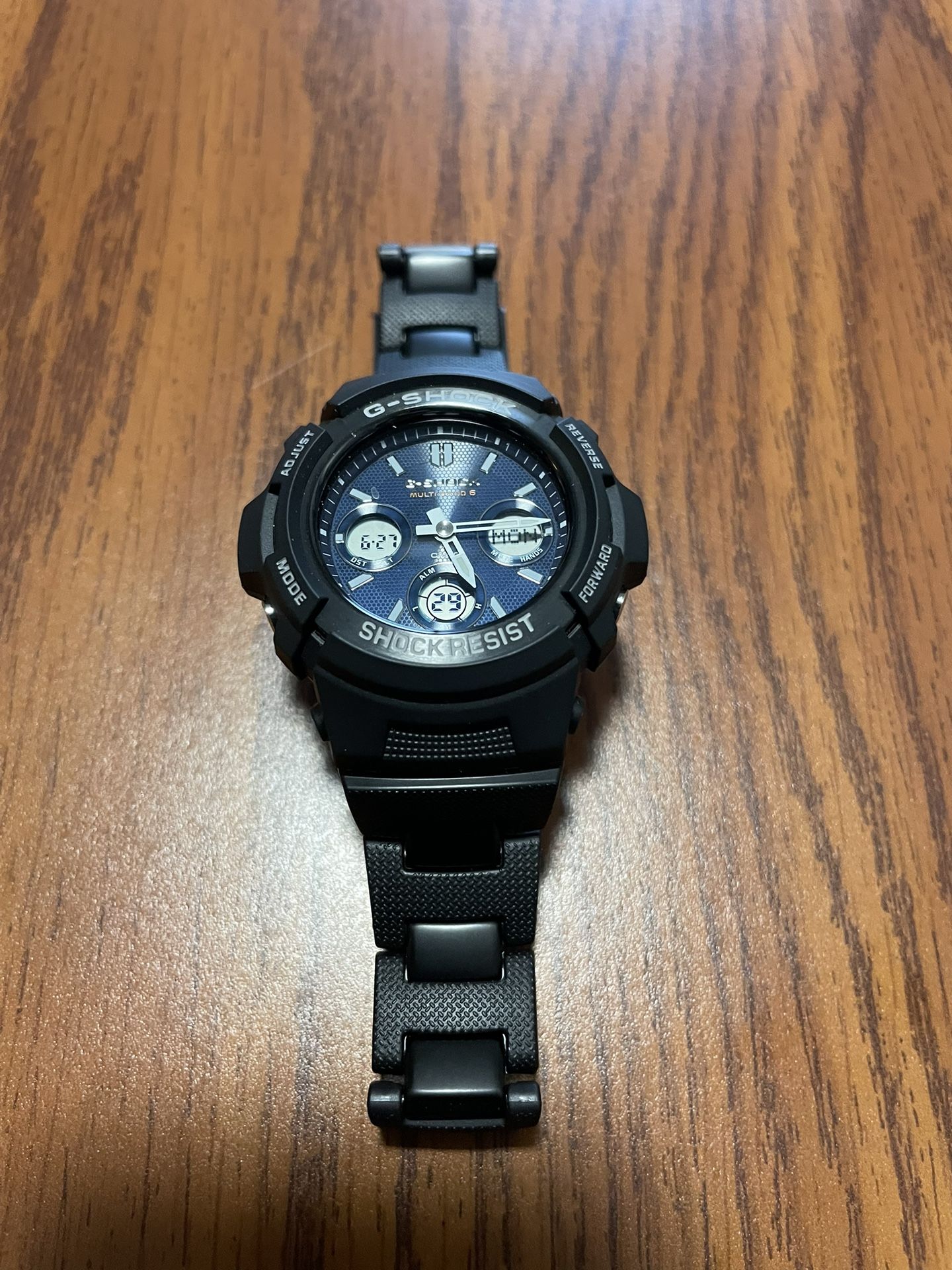 Casio G-Shock AWG-M100SB-2AER Man Quartz Watch /Original Casio 