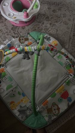 Playmat + ball pit