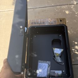 Lumlazni Outdoor Charger Station Cover Box