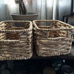 Baskets 