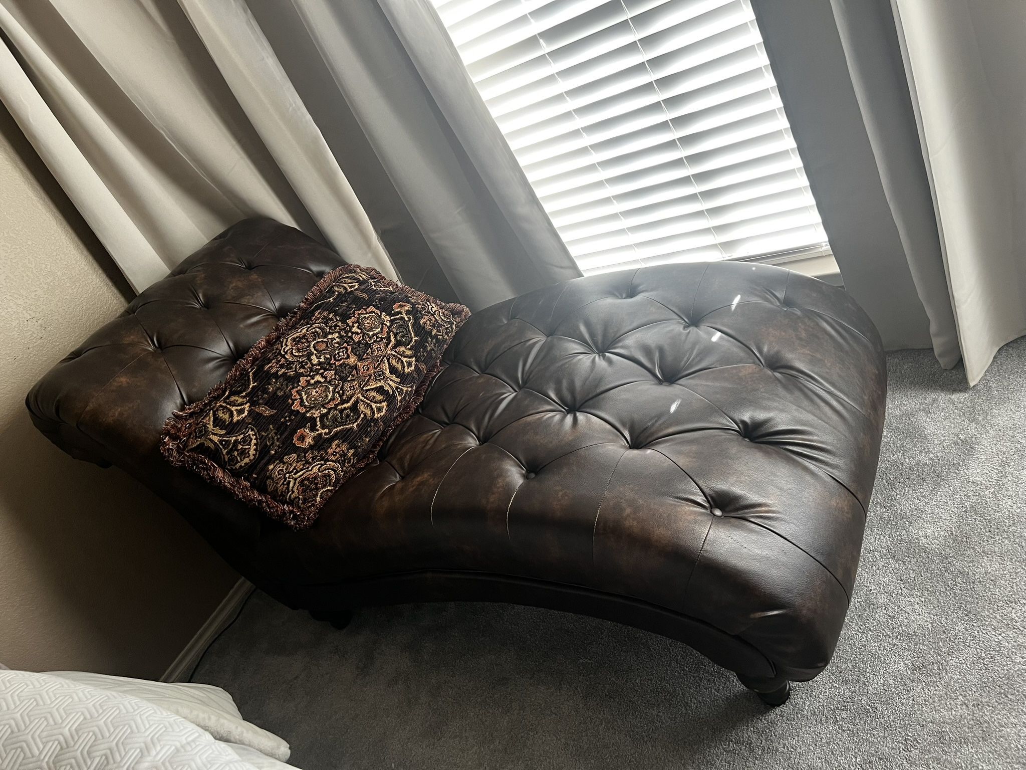 Ashley Chaise Lounger