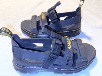 Men’s doc Martin size 11