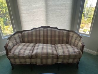 Vintage Couch *NEGOTIABLE*