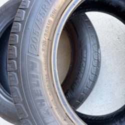 Two Michelin Tires With Good Tread 205 55R 16