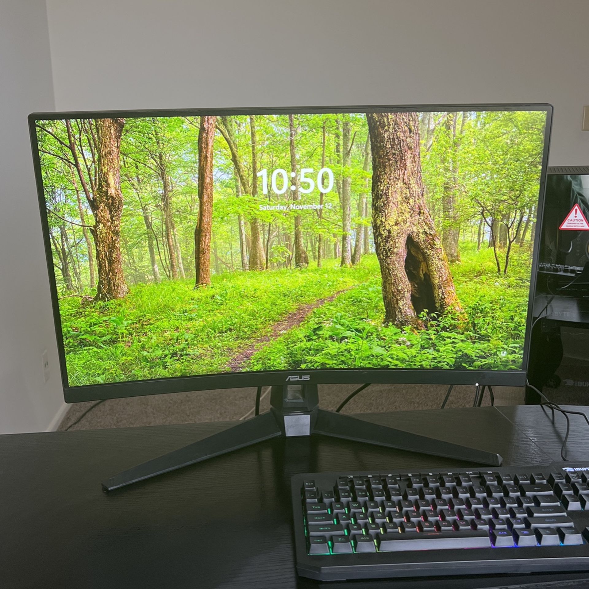 Curved Asus 27’ Gaming Monitor 