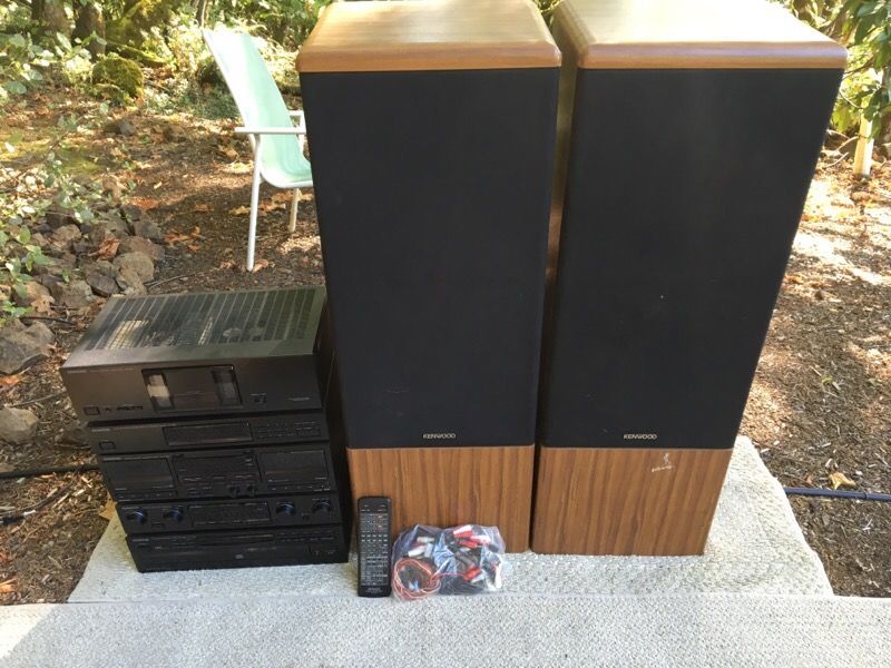 Kenwood home stackable stereo equipment with floor speakers
