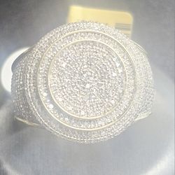 10k 9.7 Grams 1.04 TCW Diamond Ring 