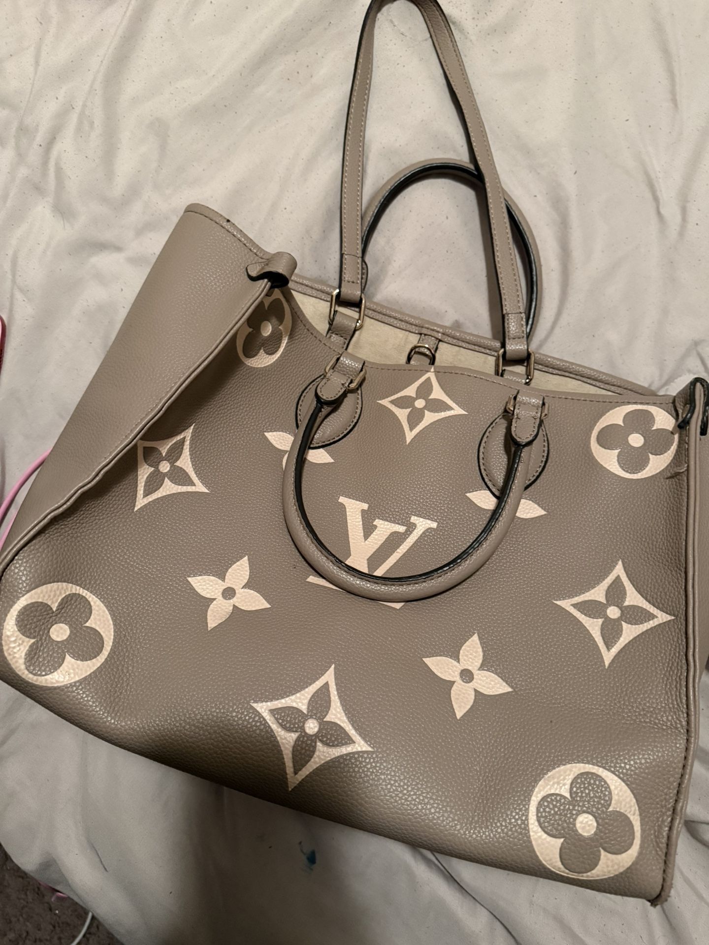 Authentic Louis Vuitton Tote Bag – Great Condition