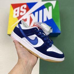 Nike SB Dunk Low Los Angeles Dodgers 10