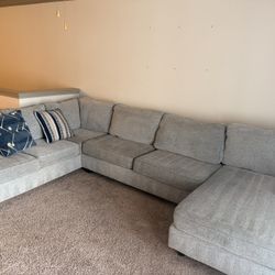 Oversized Sectional (Gray)