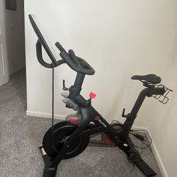 Peloton $950/OBO