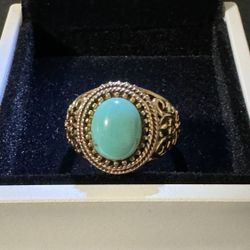 Vintage 925 sterling Silver Gold Turquoise Ring size 9.5 In great condition