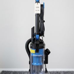 Powerful Vaccum Floor And Carpet